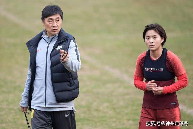 巴基斯坦新一代战斗机概念图曝光，双发动机设计引发关注